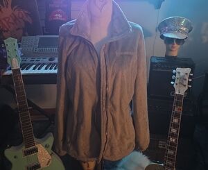 Free Country Women's Cozy Beige Teddy Jacket